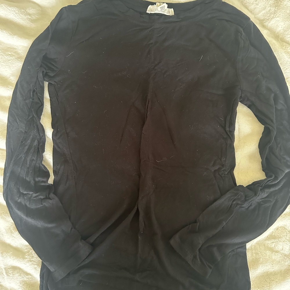Forever 21 Black Long Sleeve Tee